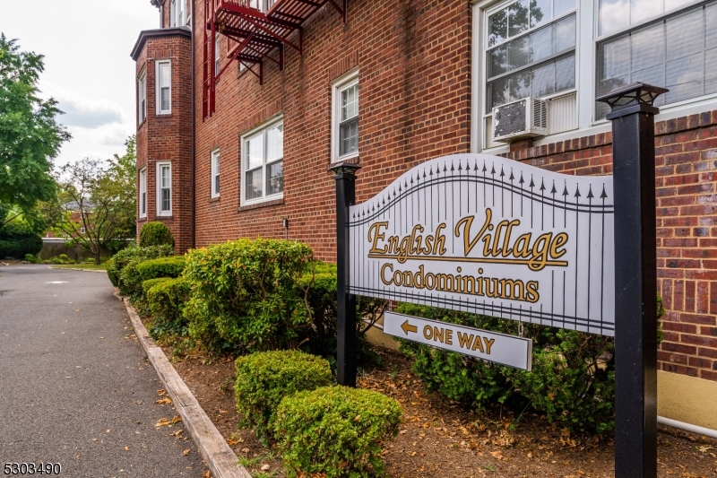 217 Prospect Ave 3B