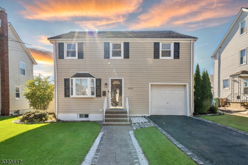2839 Verona Ave