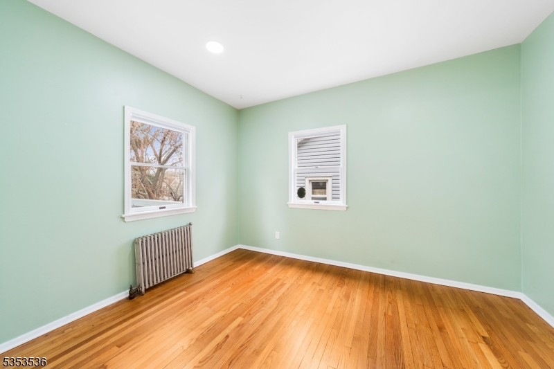 7 Park Dr