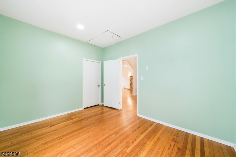 7 Park Dr