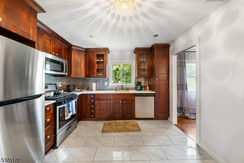 2851 Debra Way