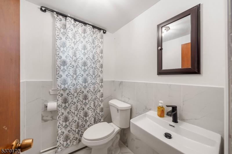 2851 Debra Way