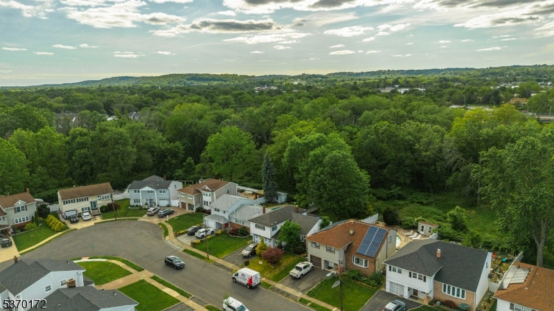 2851 Debra Way