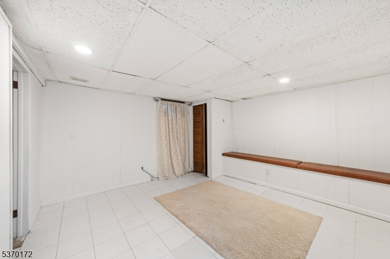 2851 Debra Way
