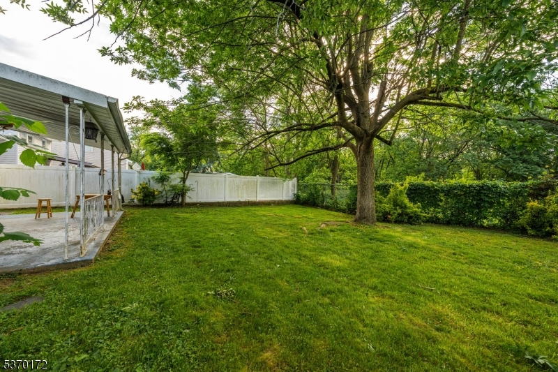 2851 Debra Way