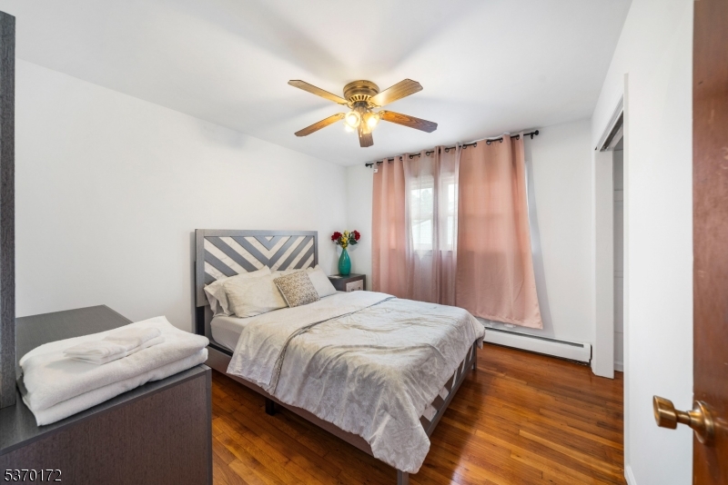2851 Debra Way