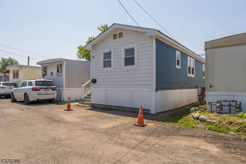 15 Spruce St