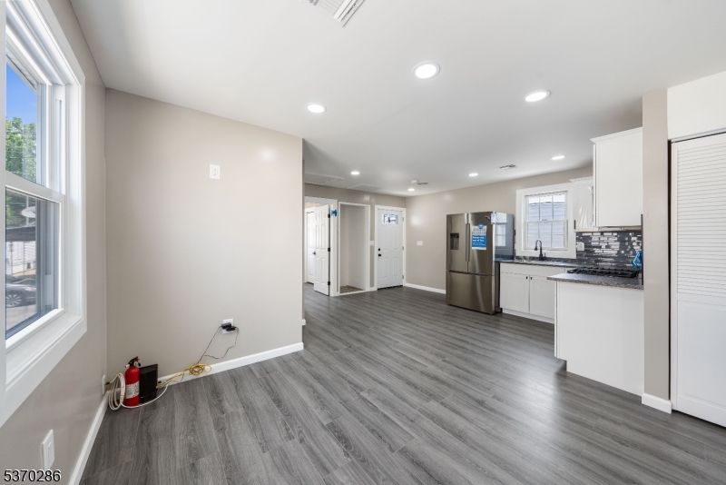 15 Spruce St