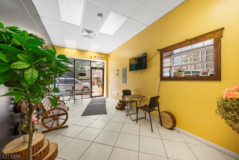 715 Summer St 2