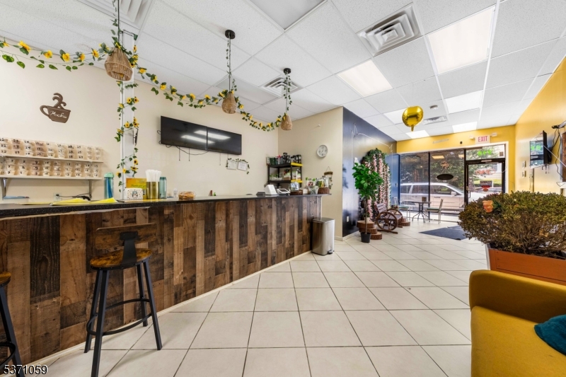 715 Summer St 2