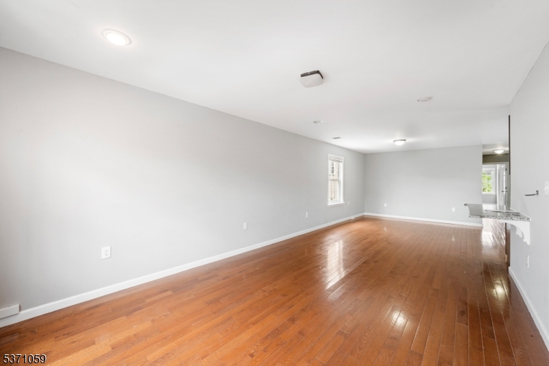715 Summer St 2