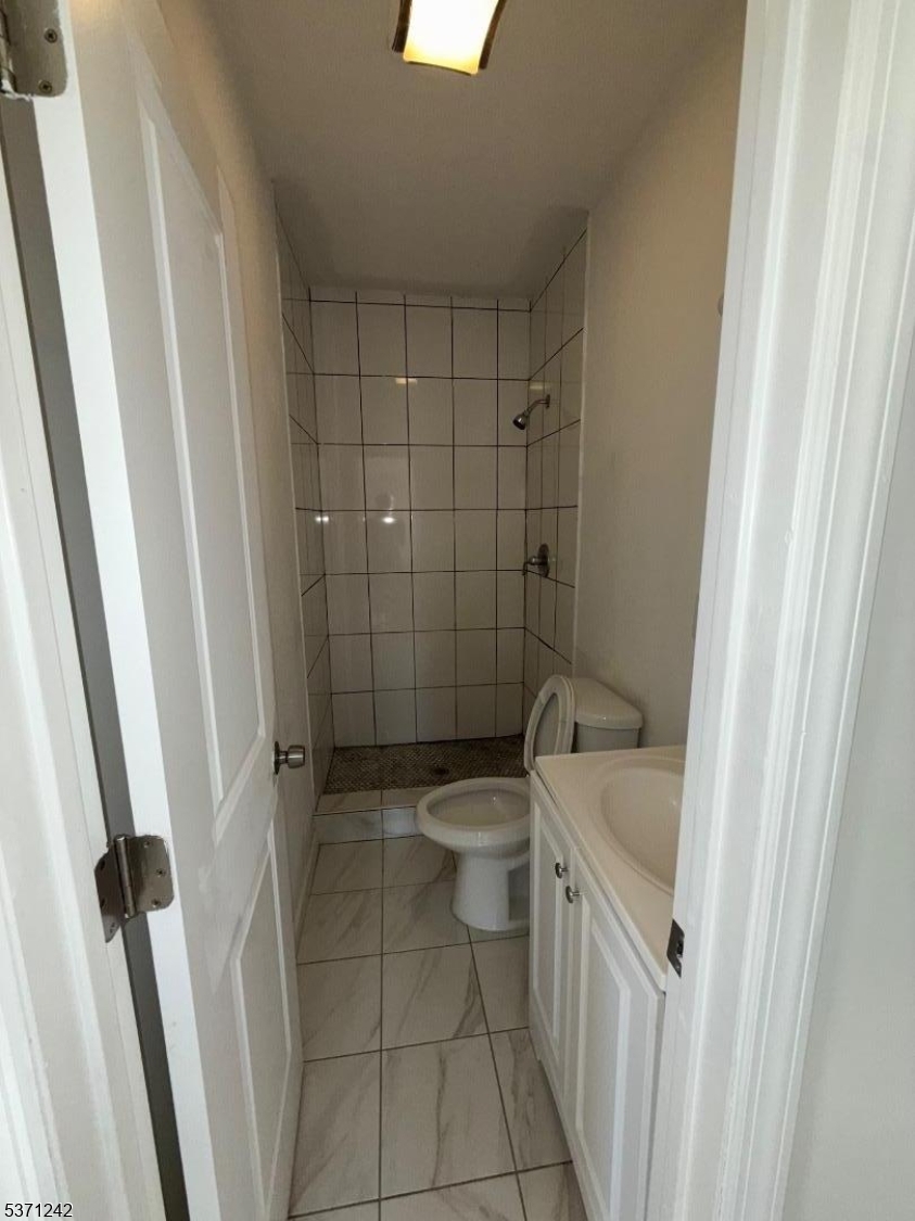 1327 North Ave