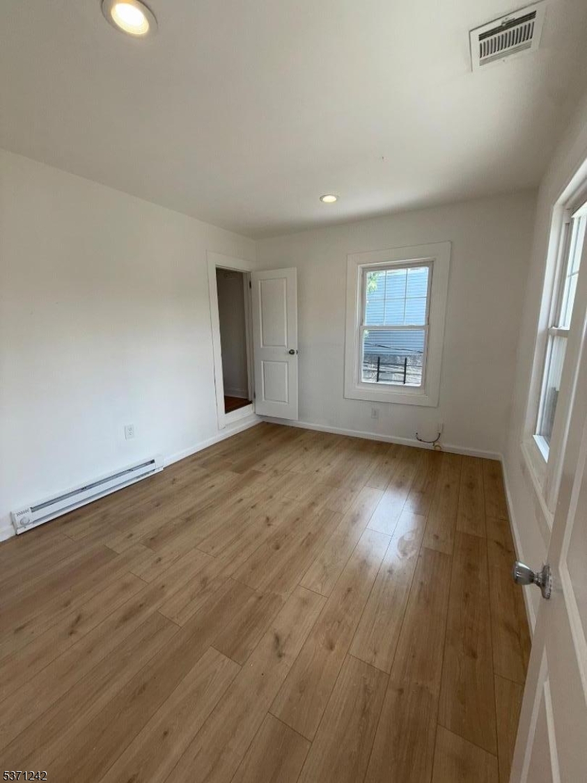 1327 North Ave