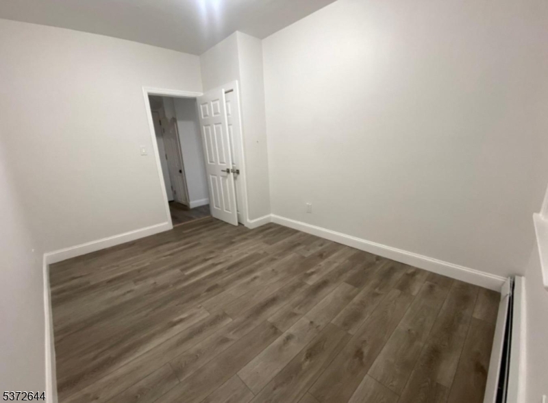 223 John St
