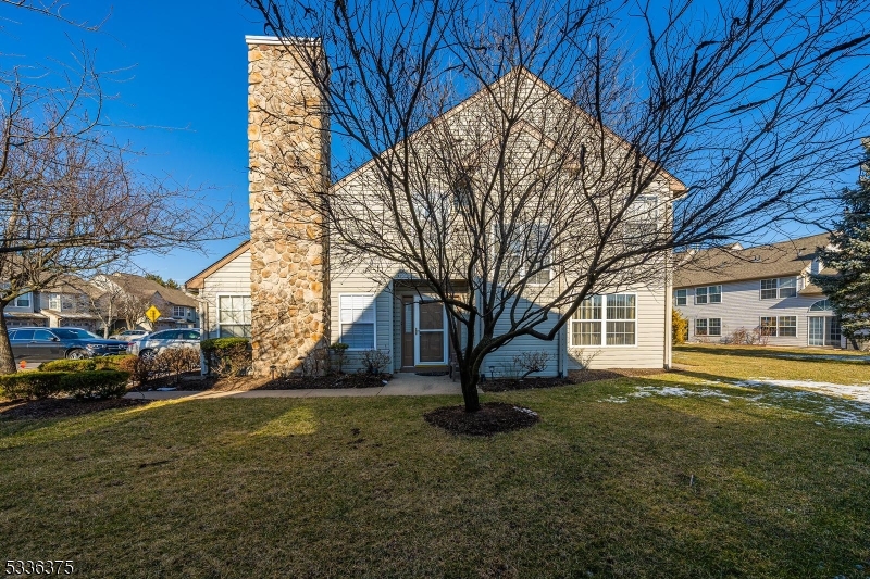 253 Nebula Rd