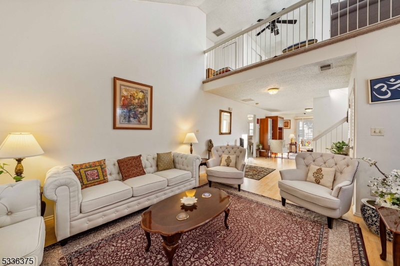 253 Nebula Rd