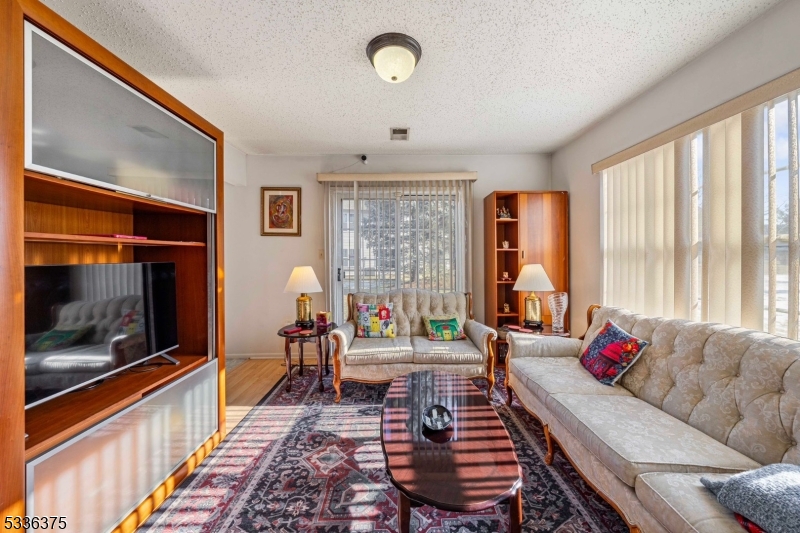 253 Nebula Rd