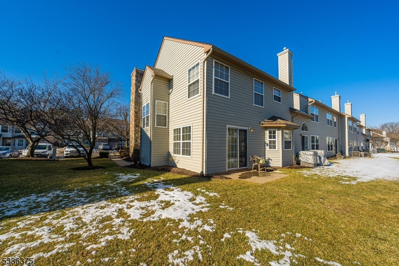253 Nebula Rd