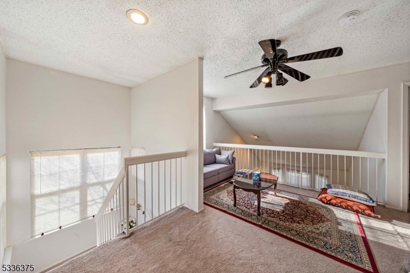 253 Nebula Rd
