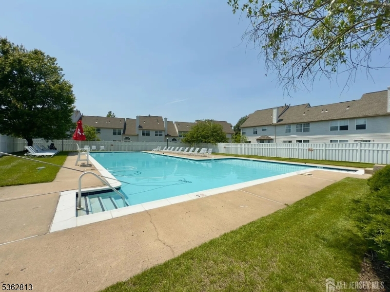 253 Nebula Rd