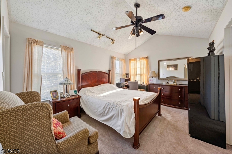 253 Nebula Rd