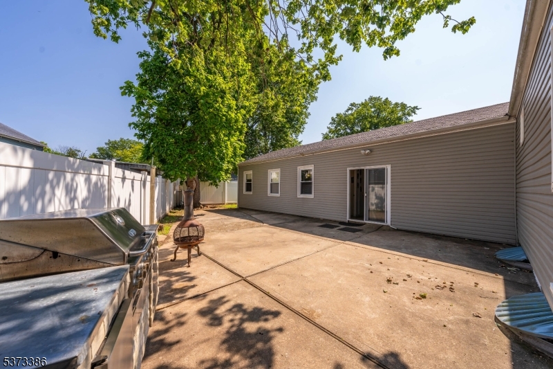 407 Alden Rd