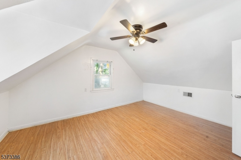 407 Alden Rd