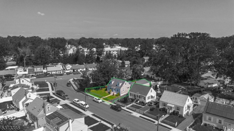 407 Alden Rd