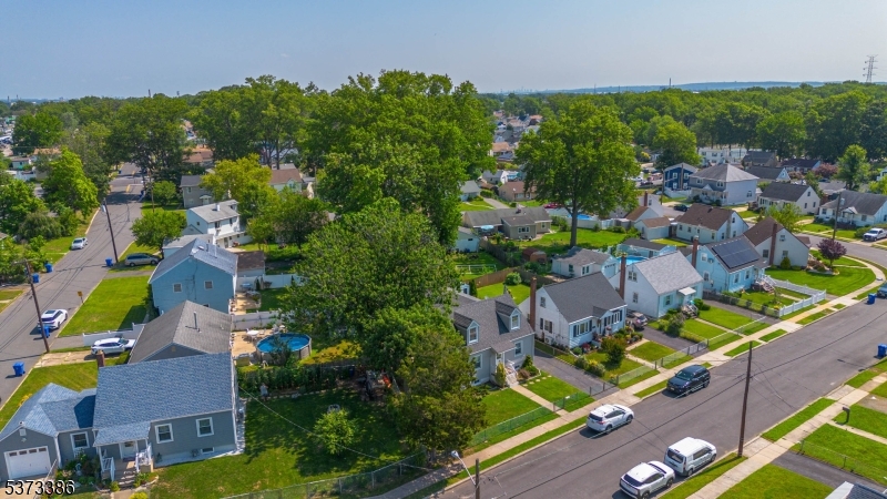 407 Alden Rd