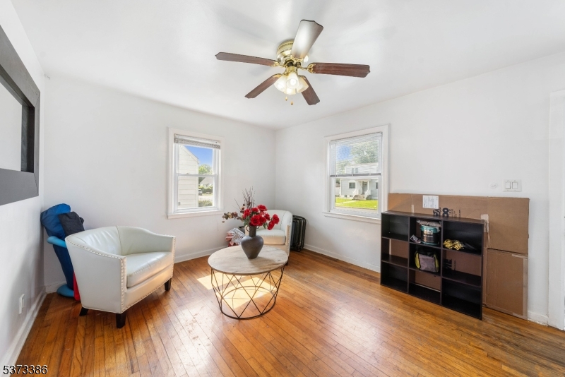 407 Alden Rd