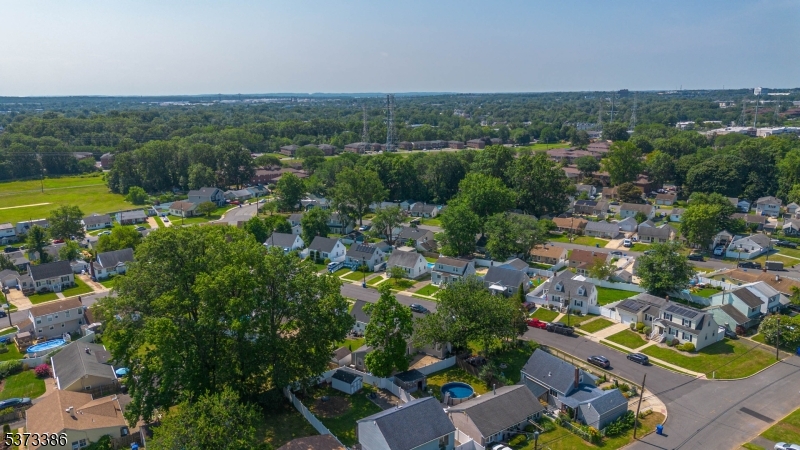 407 Alden Rd