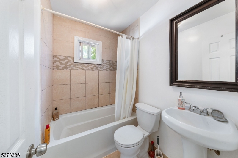 407 Alden Rd