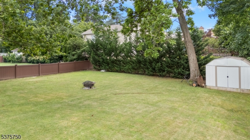 35 Grissing Ct