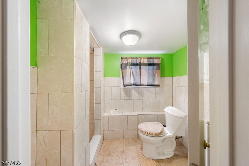 1012 w 5th