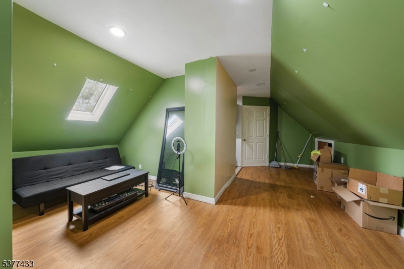 1012 w 5th
