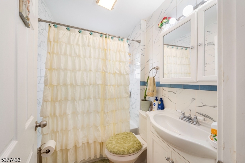1012 w 5th