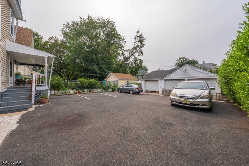 1012 w 5th