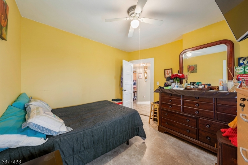 1012 w 5th