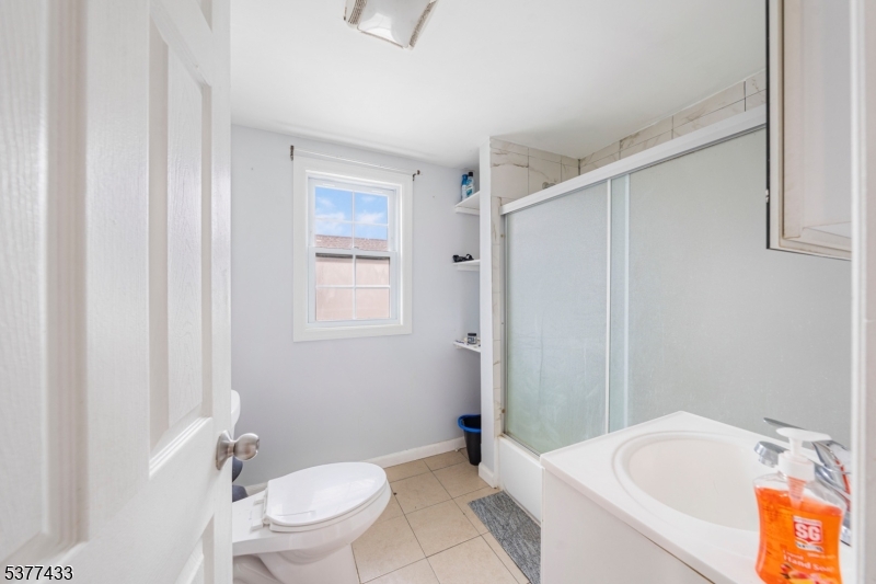 1012 w 5th