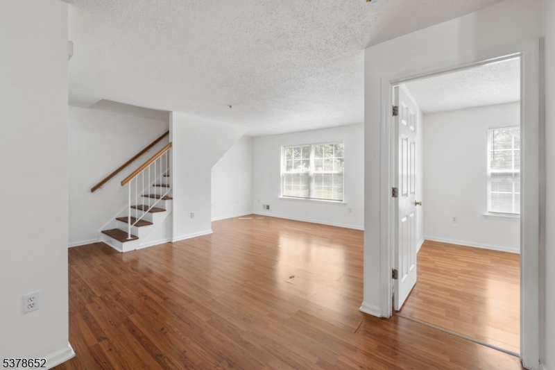 5 Prestwick Way
