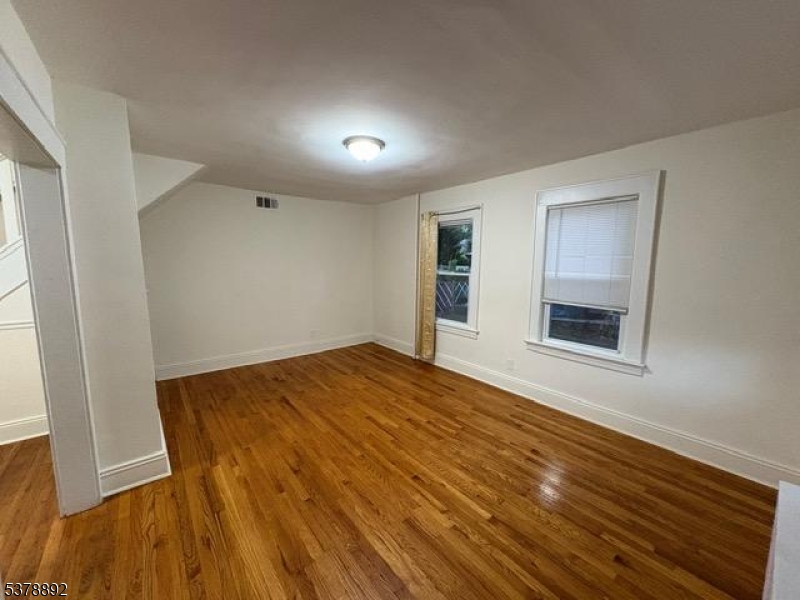 138 E Lincoln Ave
