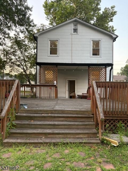 138 E Lincoln Ave