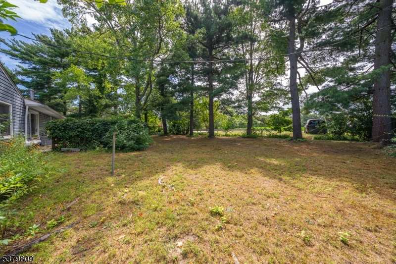 70 Northland Ln