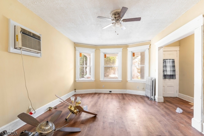 22 Swaine Pl