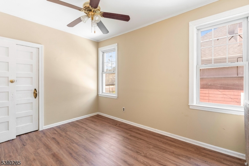22 Swaine Pl