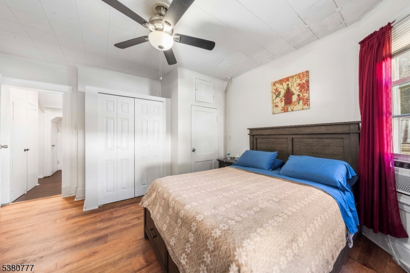 255 E Westfield Ave