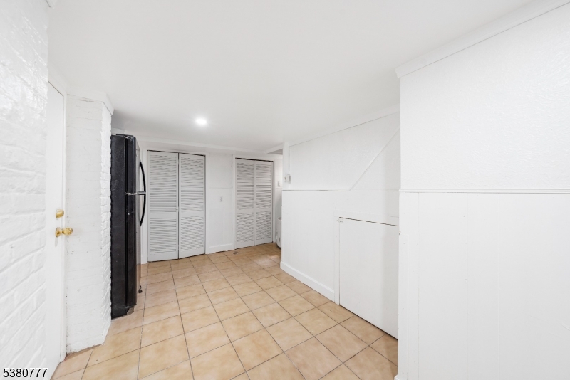 255 E Westfield Ave