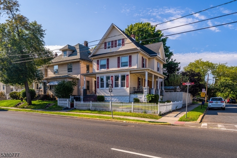 255 E Westfield Ave