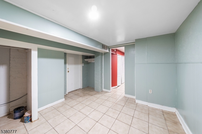 255 E Westfield Ave