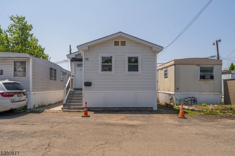 15 Spruce St